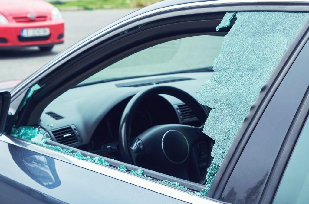 Factors That Affect the Price of Auto Glass Replacement and Repair